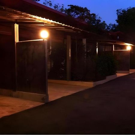 Secret Garden Trang Resort Luaran gambar
