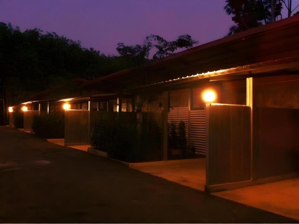 Secret Garden Trang Resort Luaran gambar